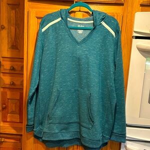 Tek Gear V neck hooded turquoise ultra soft sweatshirt with center hand pocket.